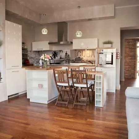 75m2 Kopernik Z Widokiem Na Jasna Gore * تشينستوخوفا